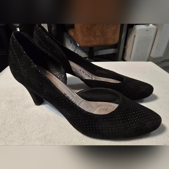 TSUBO Black Perforated D'Orsay Pump High Heel Shoes Style #F29013L US 9 or EU 40 - Picture 4 of 12